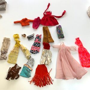 Collection of 1960s vint Barbie clothes